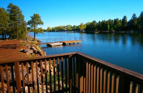 Pinetop-Lakeside Cabin | LAKEFRONT CABIN ON RAINBOW LAKE with 5 Boats, 3 Kayaks, a Canoe and a 36 ft Pier