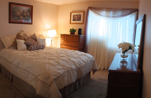 Hot Springs Village Bed & Breakfast | Lakefront Condo/Apartment On Beautiful Segovia Lake!