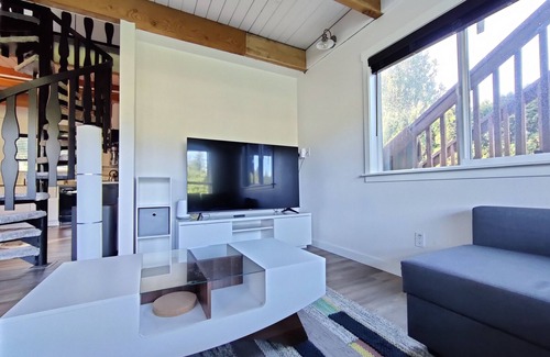 Bonney Lake Cottage | Lakefront Cottage Near Crystal Mountain & Rainier