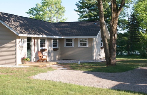 Interlochen Cottage | Lakefront Cottage On All-sports Green Lake-Interlochen-Traverse CityPSTR 024-023