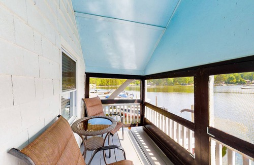 Windham Cottage | Lakefront Cottage with Screened Deck, Great Lake View, WiFi & Shared Firepit