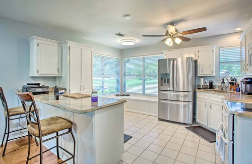 Tool House | Lakefront Family Home w/Boat Dock + Slip in Texas