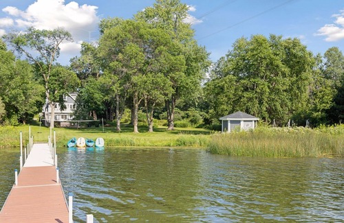 Ramsey County House | Lakefront Getaway: Sauna, Hot Tub, Firepit & More! by RedAwning
