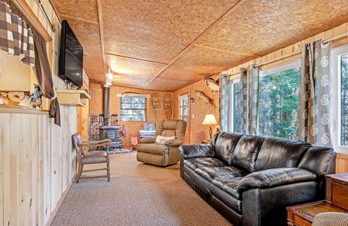 Presque Isle Cabin | Lakefront Getaway W/ Firepit, Free WiFi, Dock, & Large Deck - Dogs Welcome