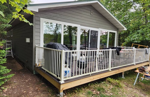 Harshaw House | Lakefront Getaways-185' all sand beach-Completely Remodeled and Updated