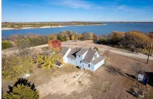 Princeton House | Lakefront Home w Lake Views, Pond Access