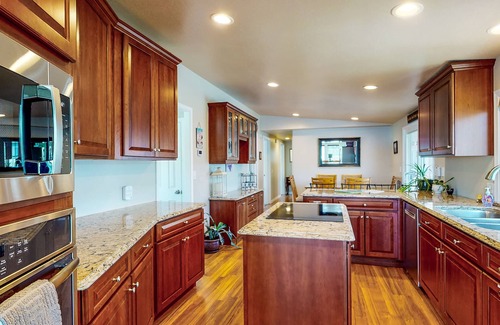 Davenport House | Lakefront Home with Incredible Water Views