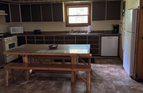Germfask Cabin | Lakefront lodge - Sleeps 18+ guests!