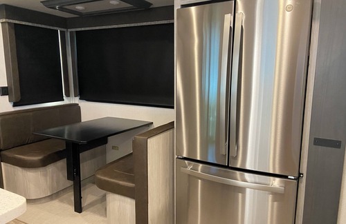 Mayes County House | Lakefront luxury 5th wheel on Lake Hudson. No cleaning fees!