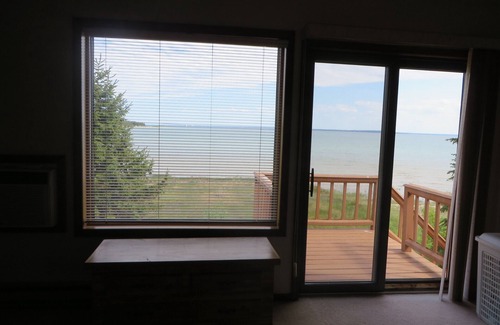 St Ignace House | Lakefront Mackinac Bridge View!
