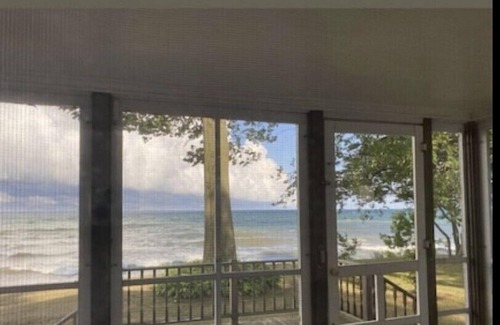 Pulaski House | Lakefront Paradise - Sleeps 6 - Only $400/Night