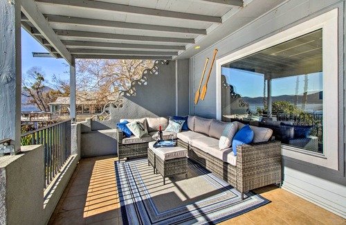 Clearlake Park House | Lakefront Retreat w/Dock, Paddle Boards & Kayaks!