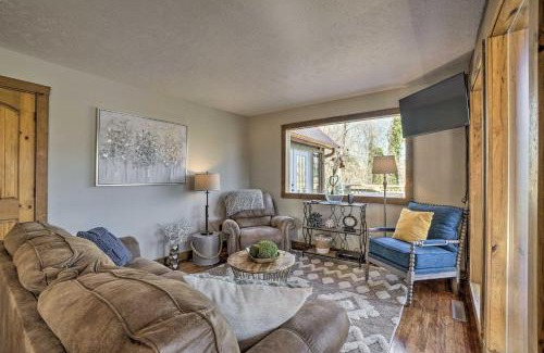 Shell Knob House | Lakefront Shell Knob Home with Deck and Gas Grill