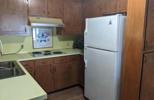Albemarle House | Lakefront sleeps 14: Swim floats , hammocks, fire pit, grill, yard games