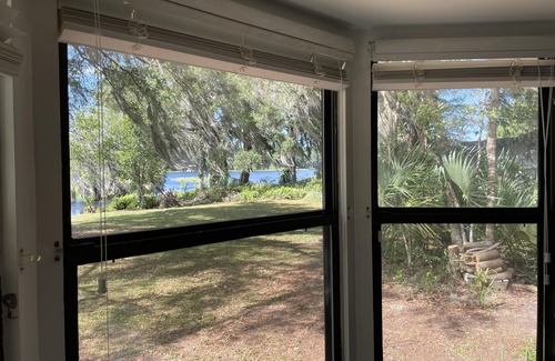 Inverness House | Lakefront, spacious 2/2 home on Lake Tsala Apopka, Inverness