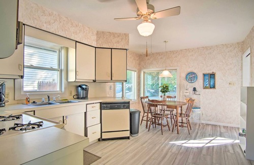 Whitehall Cottage | Lakefront Whitehall Home w/ Boat Slip & Deck!