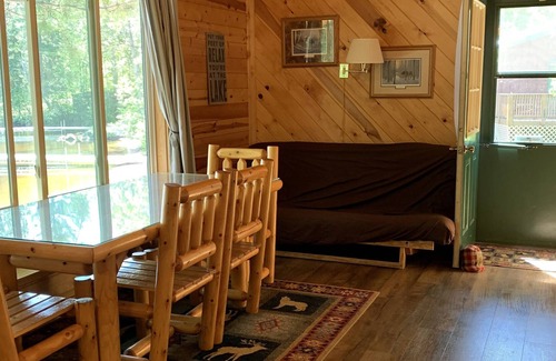 Ely Resort | Lakeside 2-bedroom cabin - 10 minutes to Ely - right across from famous BWCAW