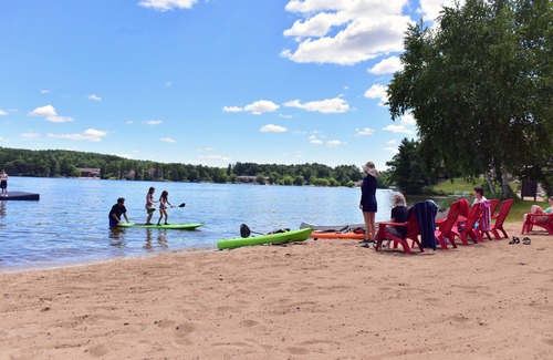 Lake Delton Condo | Lakeside condo located in the heart of Wisconsin Dells