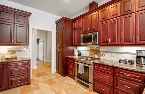 Mid America House | Lakeside Hideaway w/Game Room, Private Pool, Dock