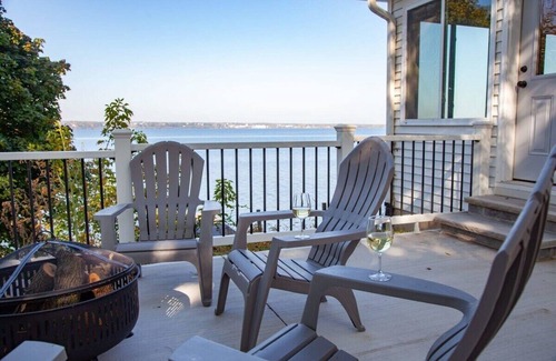 Geneva House | Lakeside Landing Dock, Fire Pit + Boat Rental