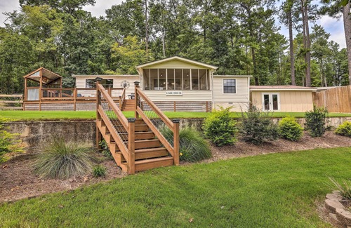 Milledgeville House | Lakeside Living: Sparta Retreat w/Game Room!