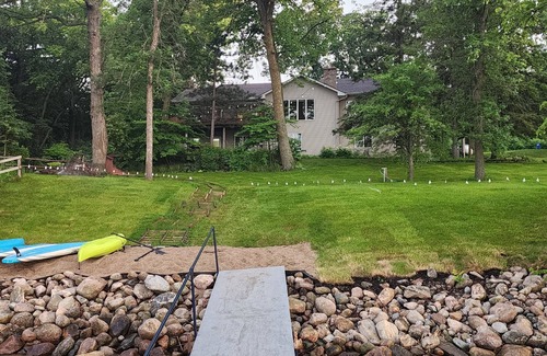 Battle Lake House | LAKESIDE PARADISE:6BR/12 Bed/3.5bath/Games/Swim/Bonfire/Arcade-Battle Lake 5min