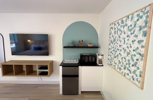 Okanagan-Similkameen Hotel | Lakeside Villa & Nordic Spa