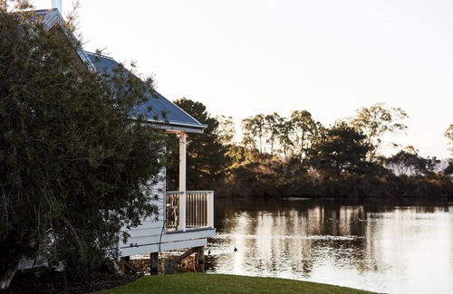 Dromana Villa | Lakeside Villas at Crittenden
