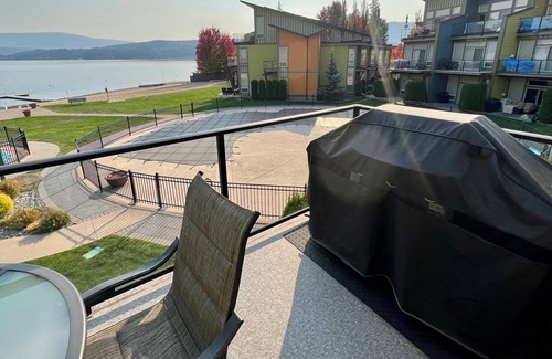 Scotch Creek House | Lakeside with Pool Townhouse