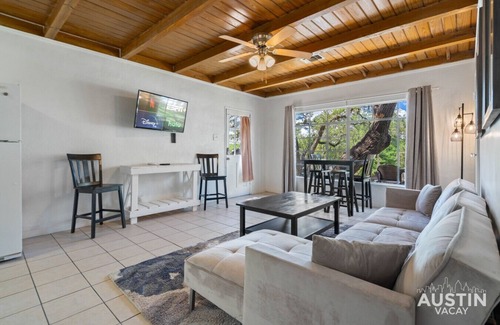 Volente Apartment | LakeTravis Bungalow7