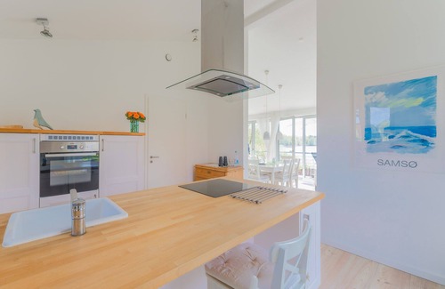 Kogel Apartment | Lakeview 2 Lake Salem child-friendly bathing lake W LAN