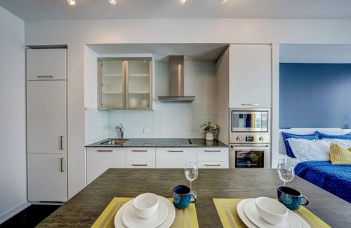 Central Waterfront Apartment | Lakeview CN tower PATH Apartment Downtown Toronto