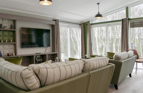 Plaitford House | Lakeview Lodge