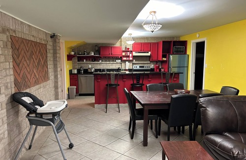 Colborne House | LAKEVIEW OF LAKE ONTARIO nnn