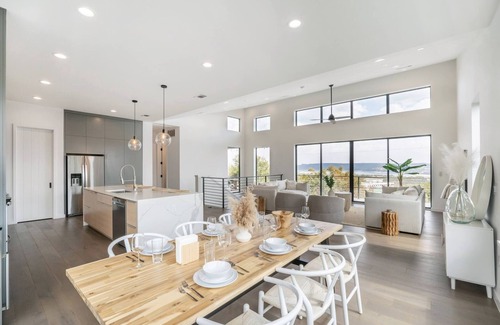 McNeil House | Lakeview Retreat: Terrace + BBQ