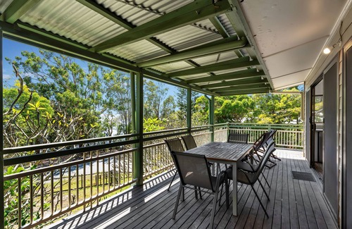 Boreen Point Cottage | Lakeview – Your Quintessential Lakeside Retreat