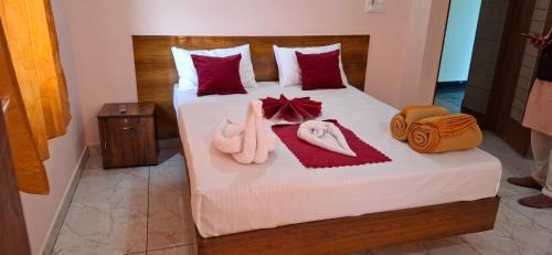 Narasapura Hotel | Lakshmi Comfortss