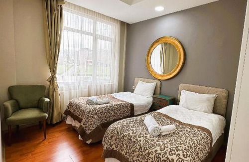 Talimhane Apartment | Lamartin Suite