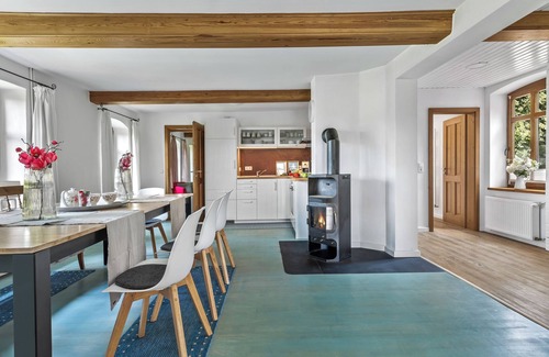 Steinberg House | "Landhaus Hohe Luft" in Scandi country house style - 1500 m from the Baltic Sea.