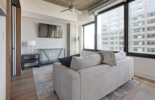 Baileys Crossroads Apartment | Landing | Amazing 1BD, Gym, Game Room