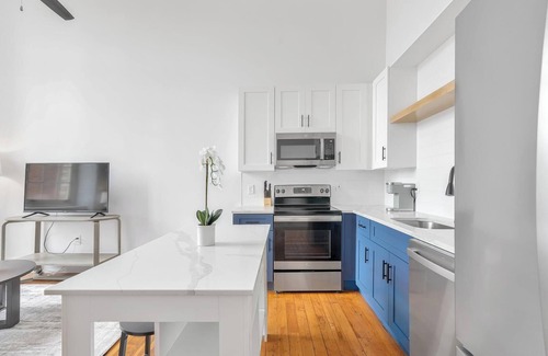 Greenville Apartment | Landing | Amazing 1BD, Yoga Studio, Gym