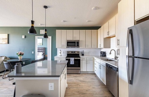 Kenton Apartment | Landing | Amazing 2BD, Clubhouse, Yoga Studio