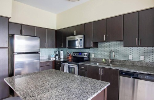Miramar Apartment | Landing | Amazing 2BD, Gym, Clubhouse