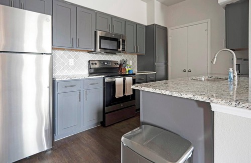 San Antonio Apartment | Landing | Amazing 2BD, Gym, Clubhouse