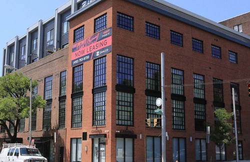 Mount Vernon Apartment | Landing at 824 N Calvert St - 1 Bedroom in Mount Vernon