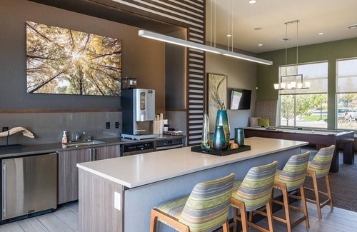 Tollgate Overlook Apartment | Landing at Arterra Place Apartments - 1 Bedroom in Tollgate Overlook