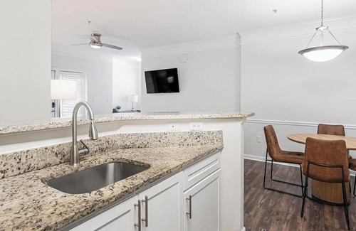 Summerville Apartment | Landing at Bryant at Summerville - 2 Bedrooms i.