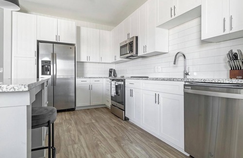 Matthews Apartment | Landing at Chestnut Farm - 1 Bedroom in Stallings