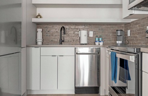 Norris Square Apartment | Landing at Copper Flats - 1 Bedroom in North Ph.