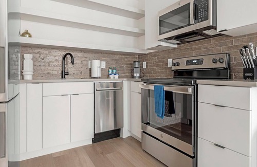 Norris Square Apartment | Landing at Copper Flats - 1 Bedroom in North Ph.